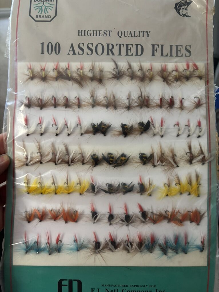 100 Fly Fishing Flies For $50! Wow! $ave $$