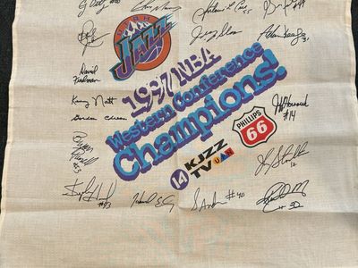 1997 Utah Jazz signed team rally towels