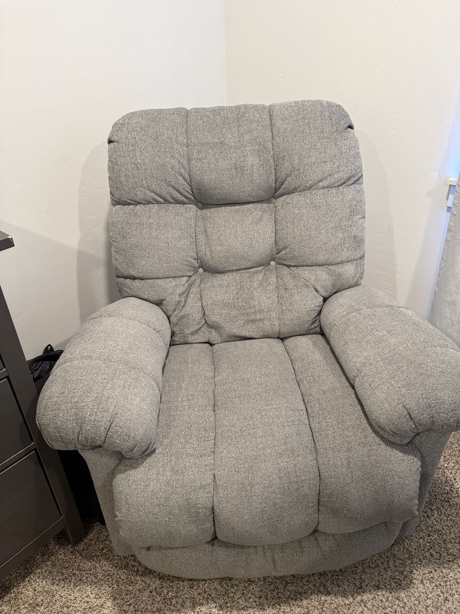 Gray Upholstered Recliner Armchair with Plush Tufted Back