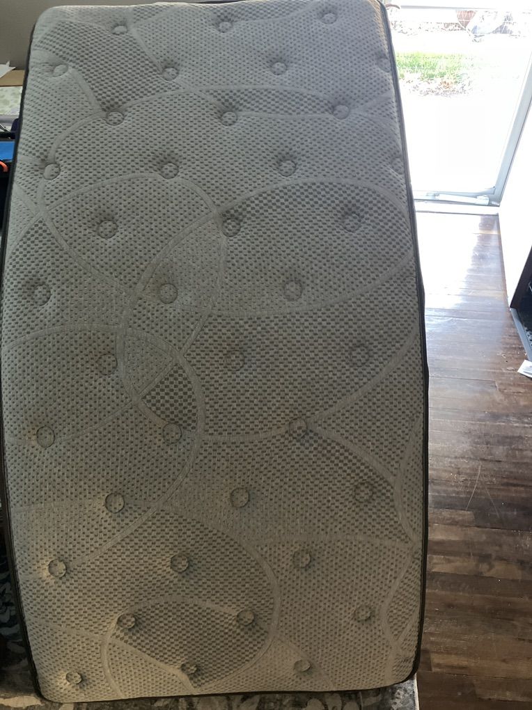 Twin Size Deluxe Bed