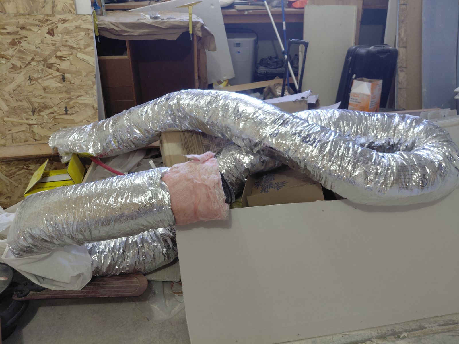 6 in. x ~22 ft. R6 Insulated Flexible Duct Silver Jacket