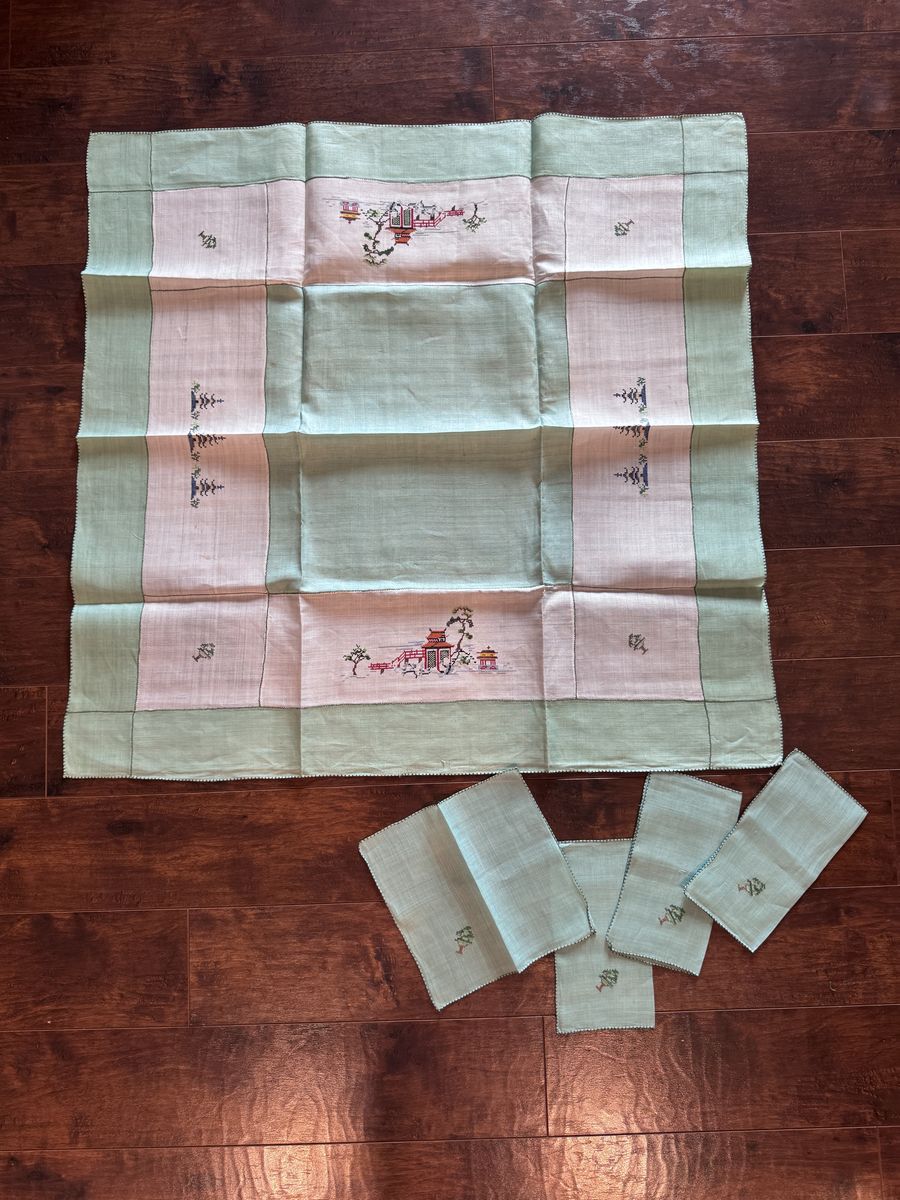33"x33" Teal/white Japanese Cross Stitch Handmade Table Cloth With 4 Matching Napkins