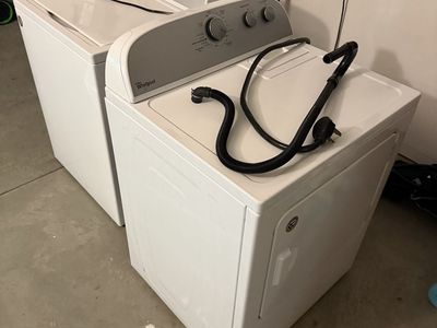 Whirlpool White Top Load Washer & Electric Dryer Set (dryer not working)