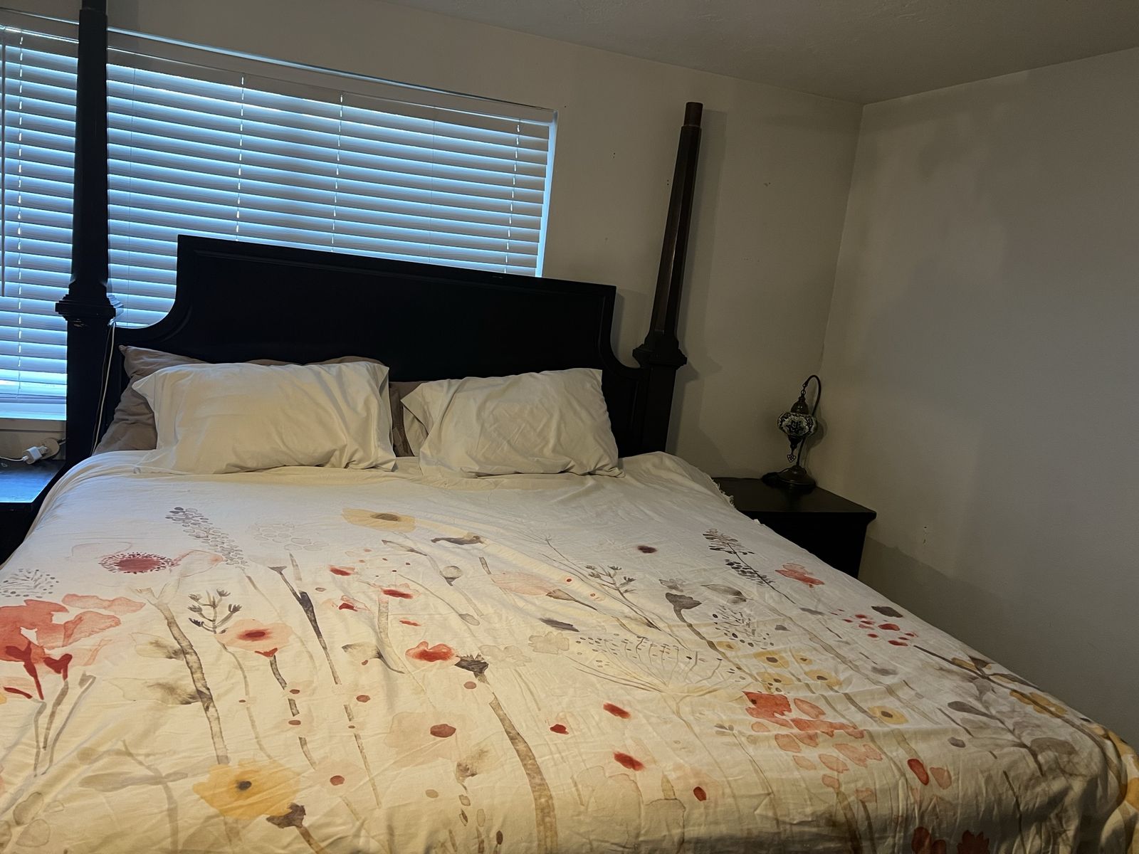 Bed set for sale