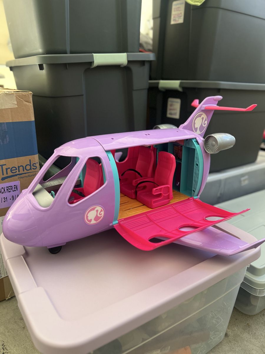 Barbie Dream Plane Vehicle Playset with Openable Cabin and Seats