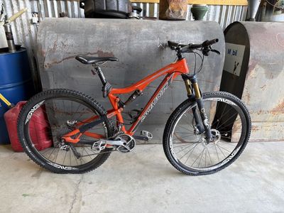 Santa Cruz Easton EA90