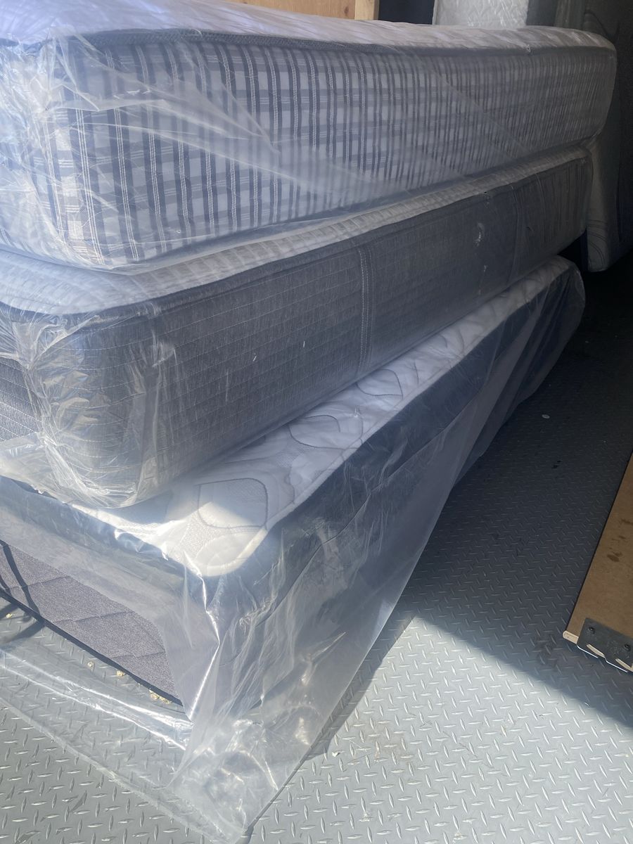 King size mattress