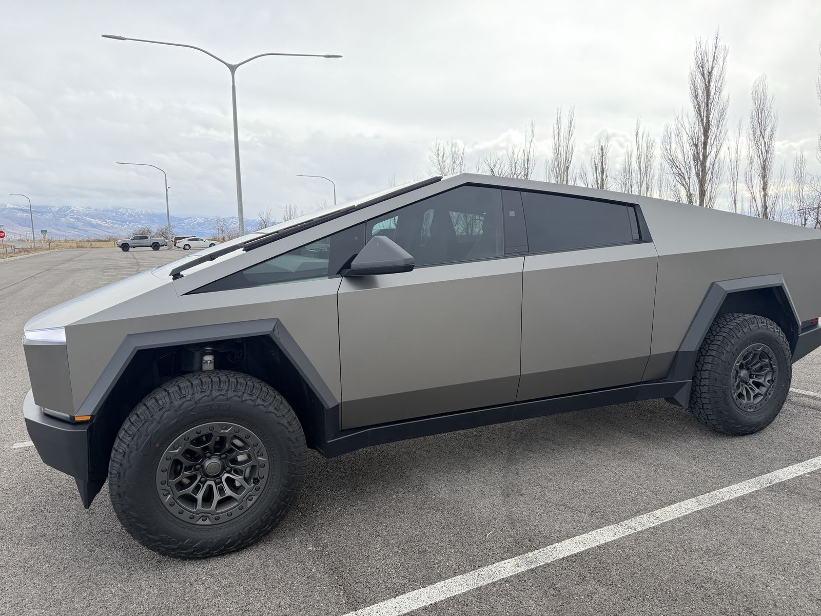 2024 Tesla Cybertruck All-Wheel Drive