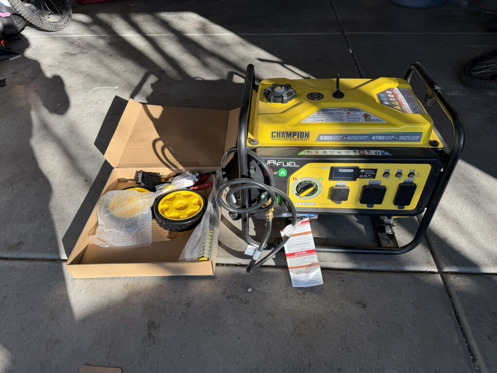 Champion 5300/4250 Watt Gasoline/propane Generator