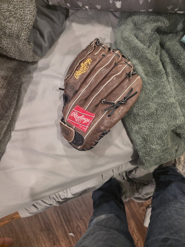 Louisville Slugger Pink Backpack & Rawlings Baseball Gloves Bundle