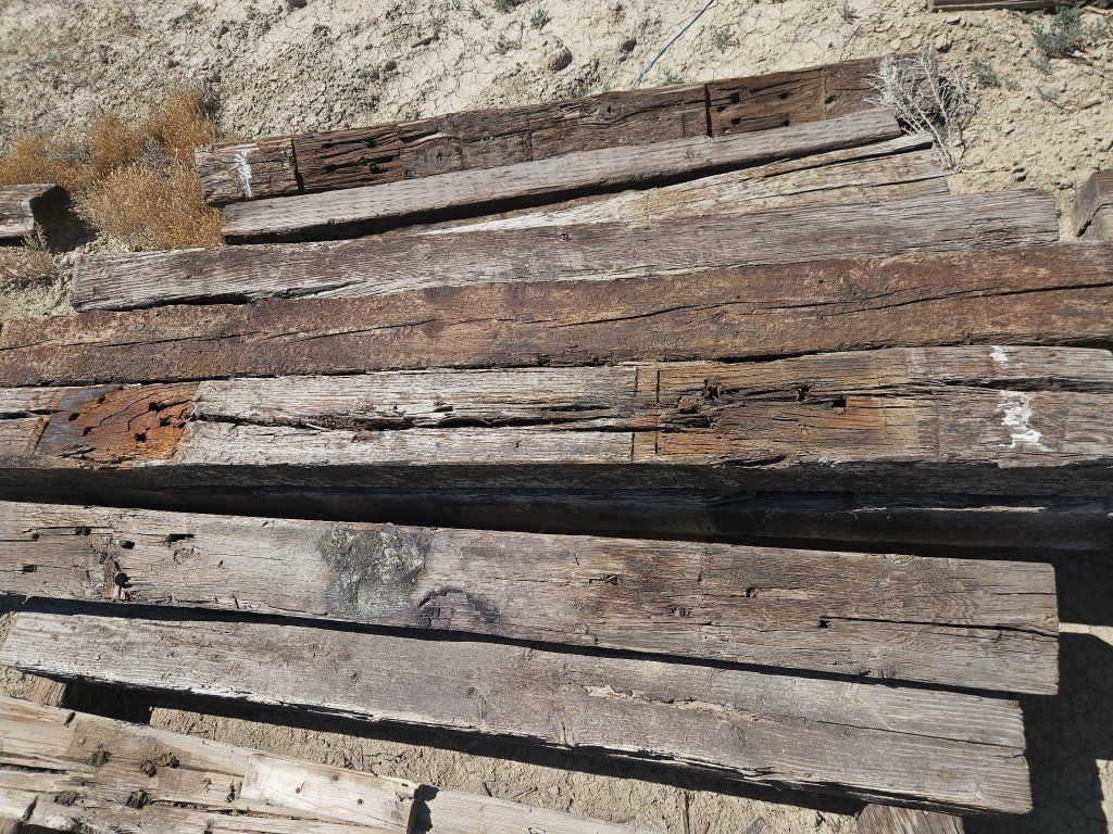 rail road ties