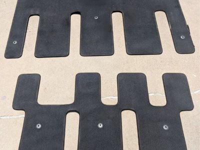 OEM Kia Sedona Black Carpet Floor Mats - Full Set, Good Condition
