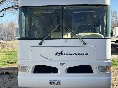 2000 Thor Hurricane 29D Motorhome RV