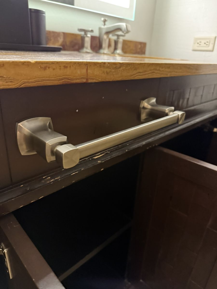 Main image 6
