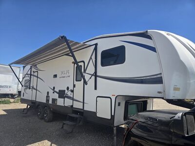 2014 XLR Hyperlite 30HFS5 Toy Hauler