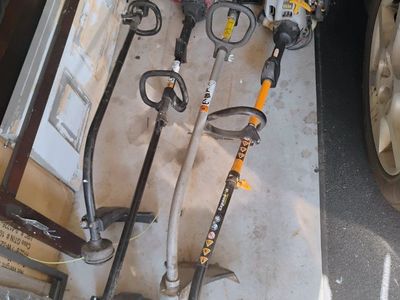 Ryobi, Murray, Bolens Weed Trimmers - Lot of 4 - Used Outdoor lawn Equipment