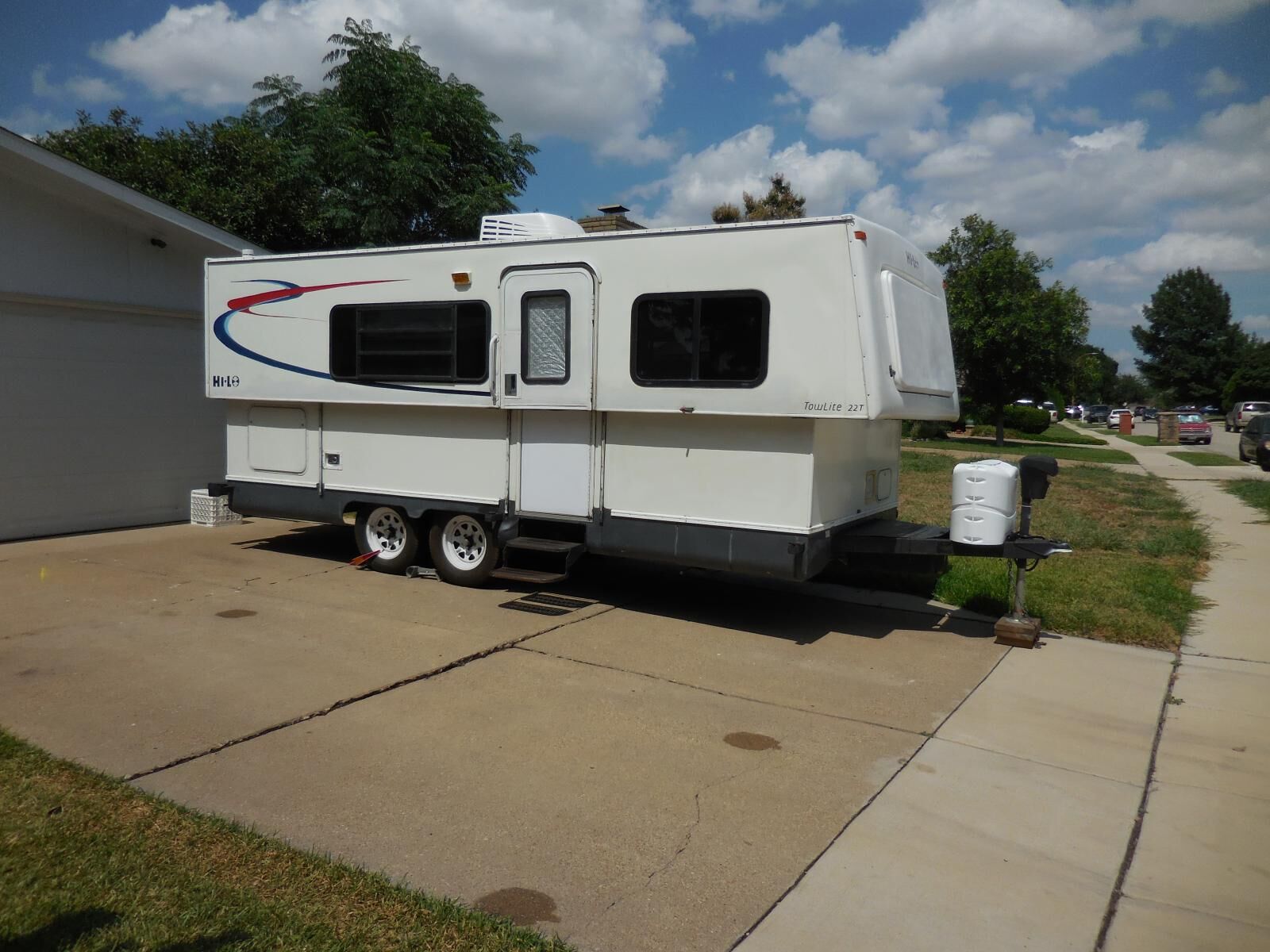 2007 Hi-Lo RV camper 24T