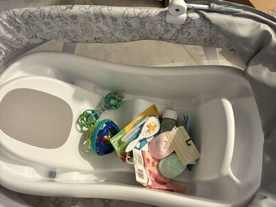 Bassinet & Baby Tub