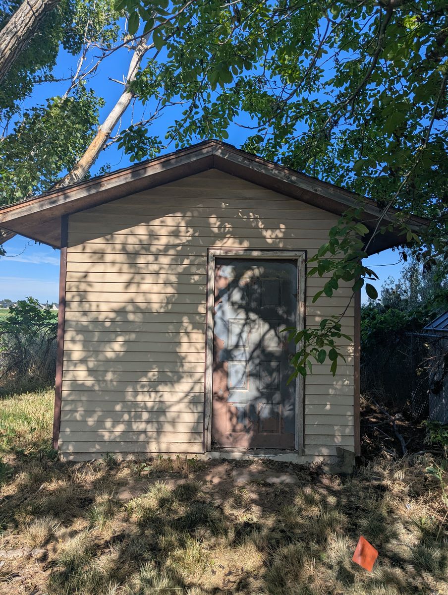 Free 10 x 12 shed