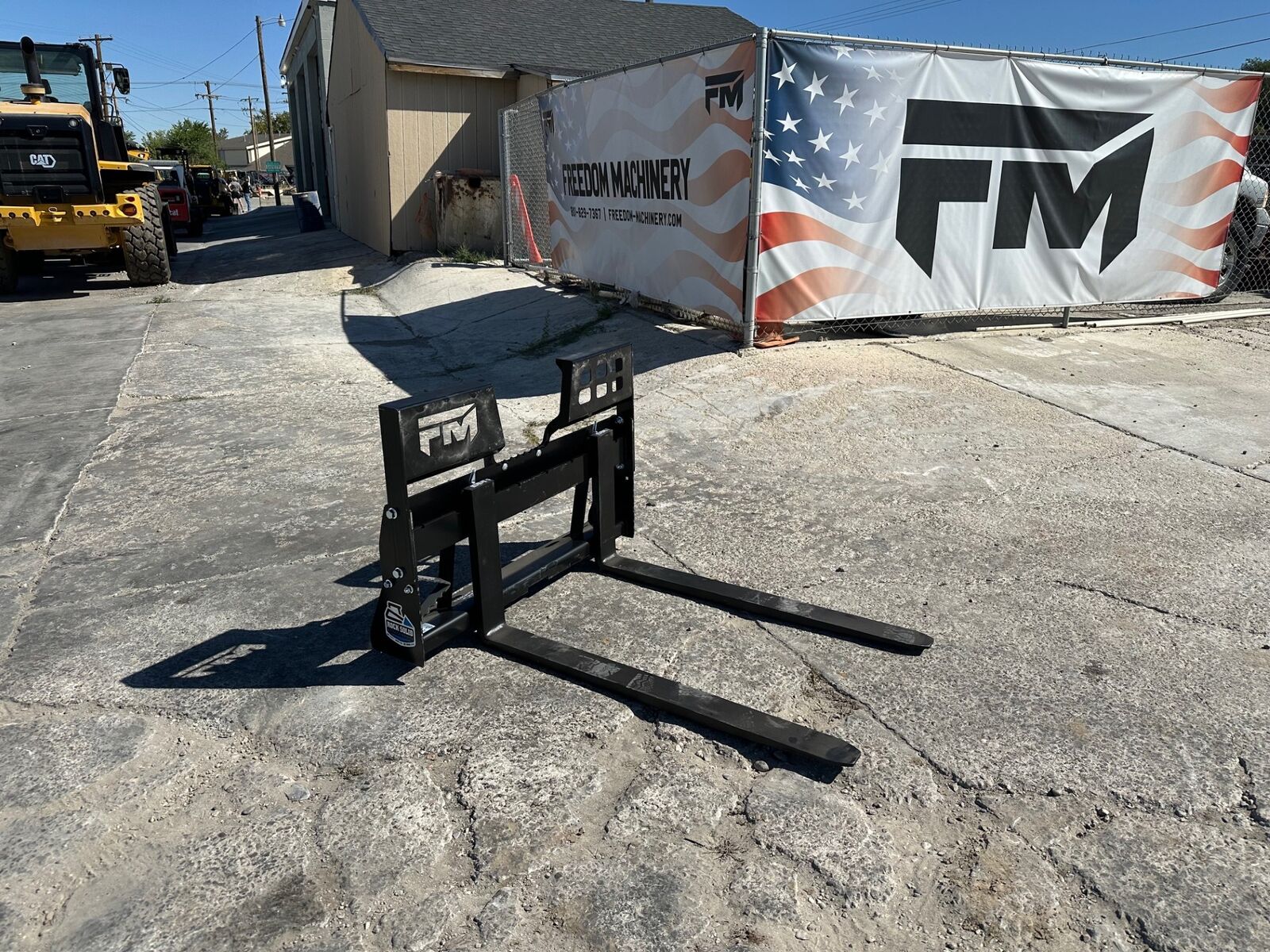 New HD 4,000 Lb Rated Walk Through Pallet Forks