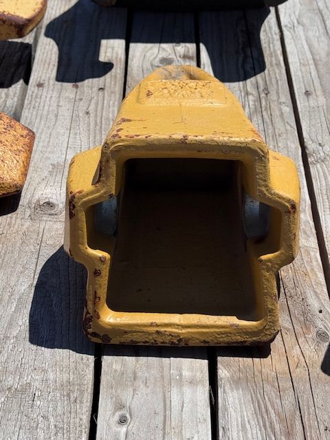 Cat Excavator Teeth Tip