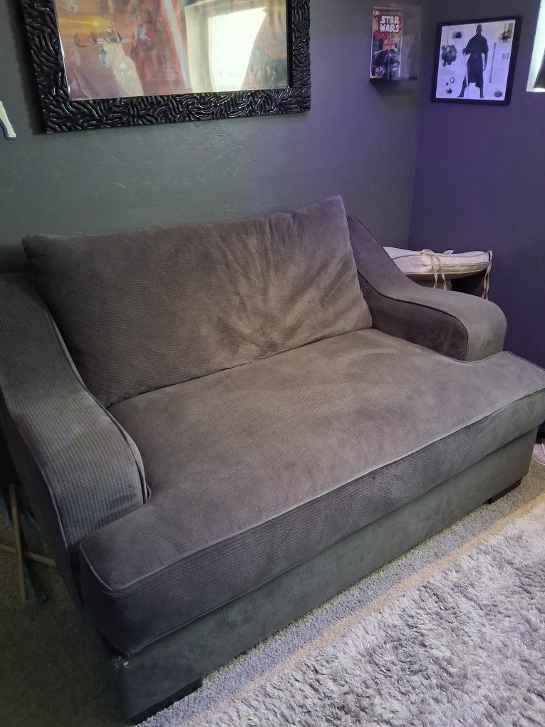 love seat