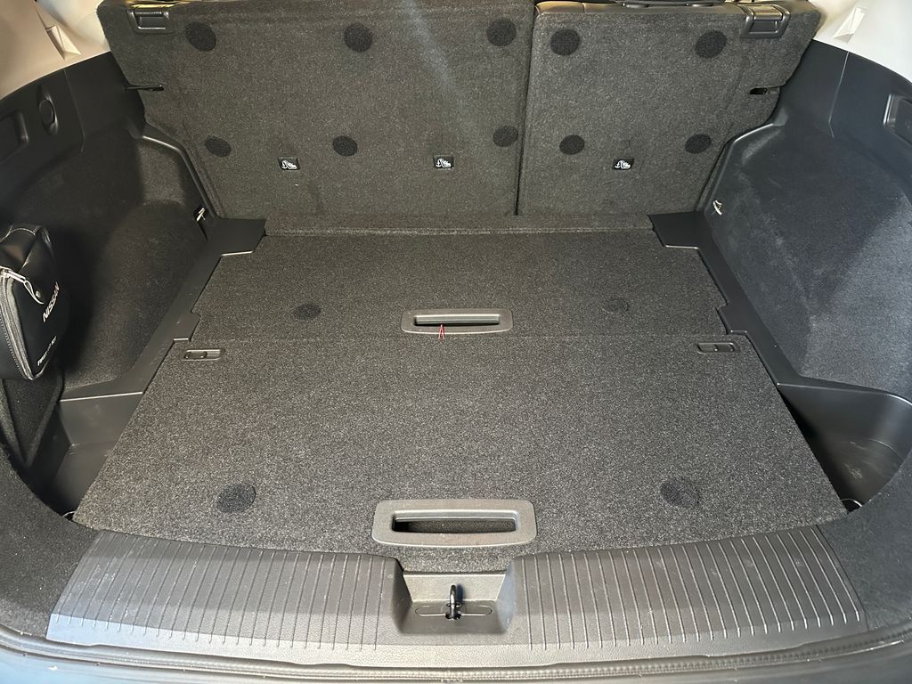 Main image 23