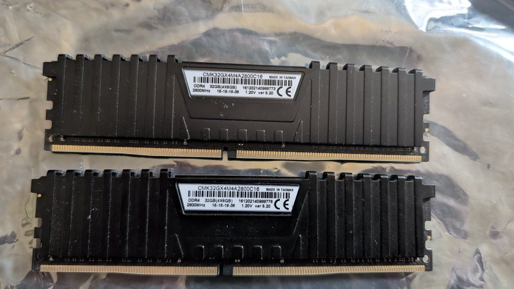 Corsair Vengeance LPX 16GB (2x8GB) DDR4 2800MHz Desktop RAM CMK32GX4M4A2800C16