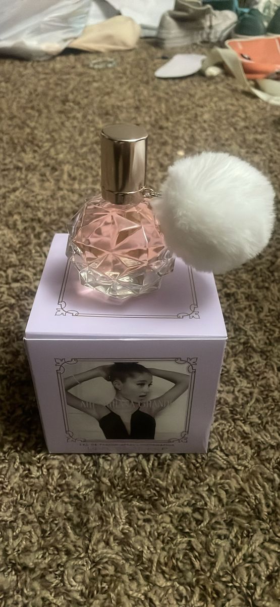 Ariana Grande Ari Perfume