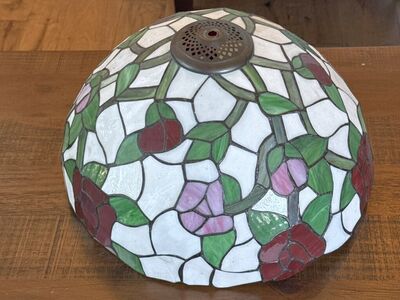 Tiffany Style Stained Glass Floral Lamp Shade Roses Flowers Botanical 16 Dia