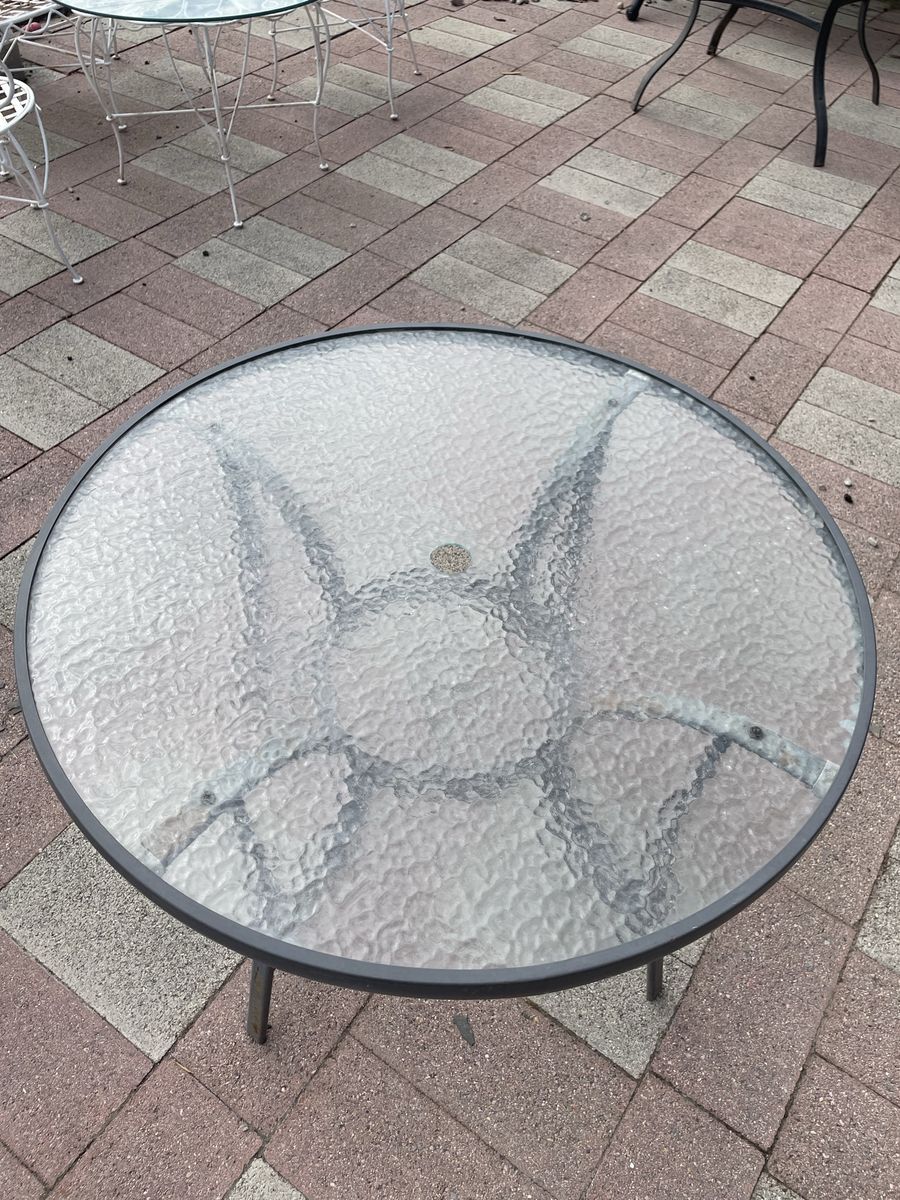 39w x 27.75h Patio Table