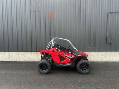 2026 Polaris RZR 200 EFI Indy Red - P25425