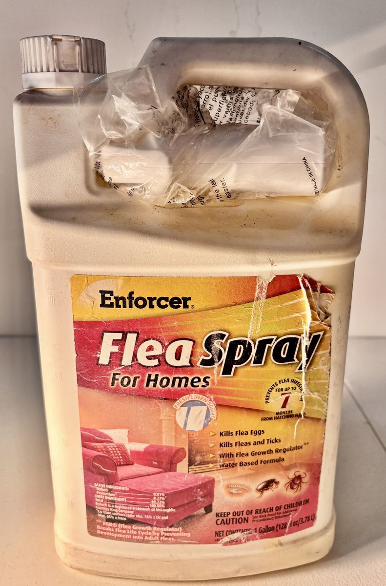 Enforcer Flea Spray for Homes 1 Gallon & Sprayer