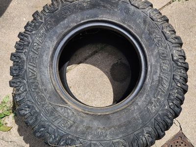 Cooper Discovery STT Tire