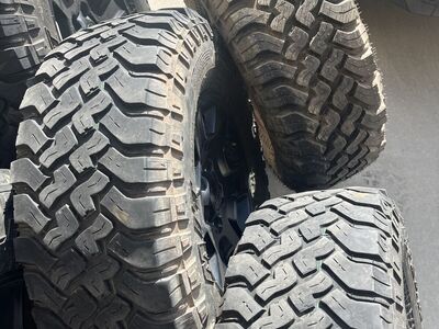 Jeep wheels and tires