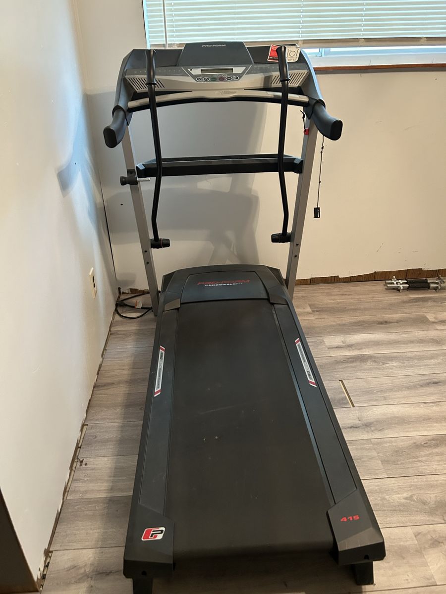 Pro-Form Crosswalk Fit 415 Treadmill - Used Good Condition, Full-Sized Running Deck
