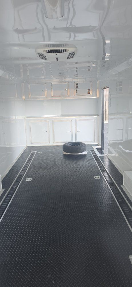 Main image 5