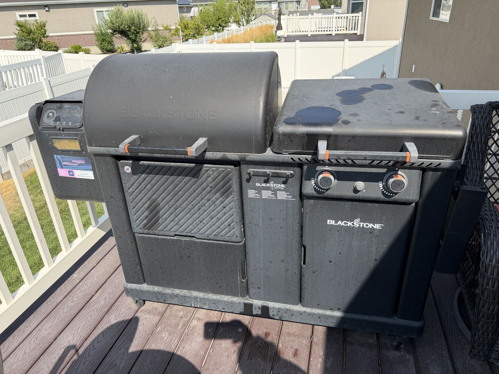 FREE – Blackstone 1819 Griddle & Charcoal Grill Combo – Parts/Project