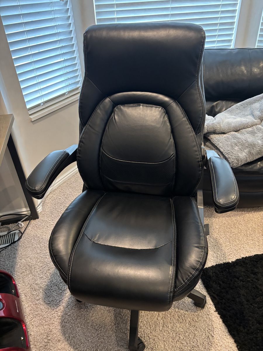 LAY Z BOY Gaming Chair