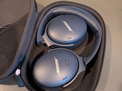 Bose QuietComfort 45 - Midnight Blue Limited Edition - Never Used, With Case