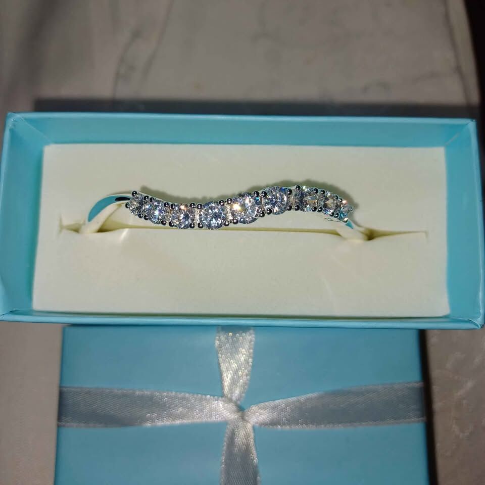 Avon Bangle Bracelet