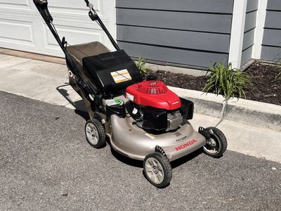 Honda 3-1 System Twin Blade Self-Propelled Lawn Mo