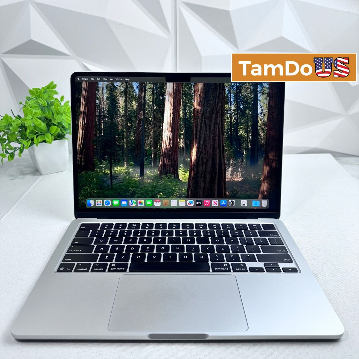 MacBook Air (13-inch, M4, 2025) 10-Core GPU, 16GB, 512GB SSD *Please READ*