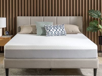 Zinus 8 Cooling Airflow Hybrid Mattress - NEW!