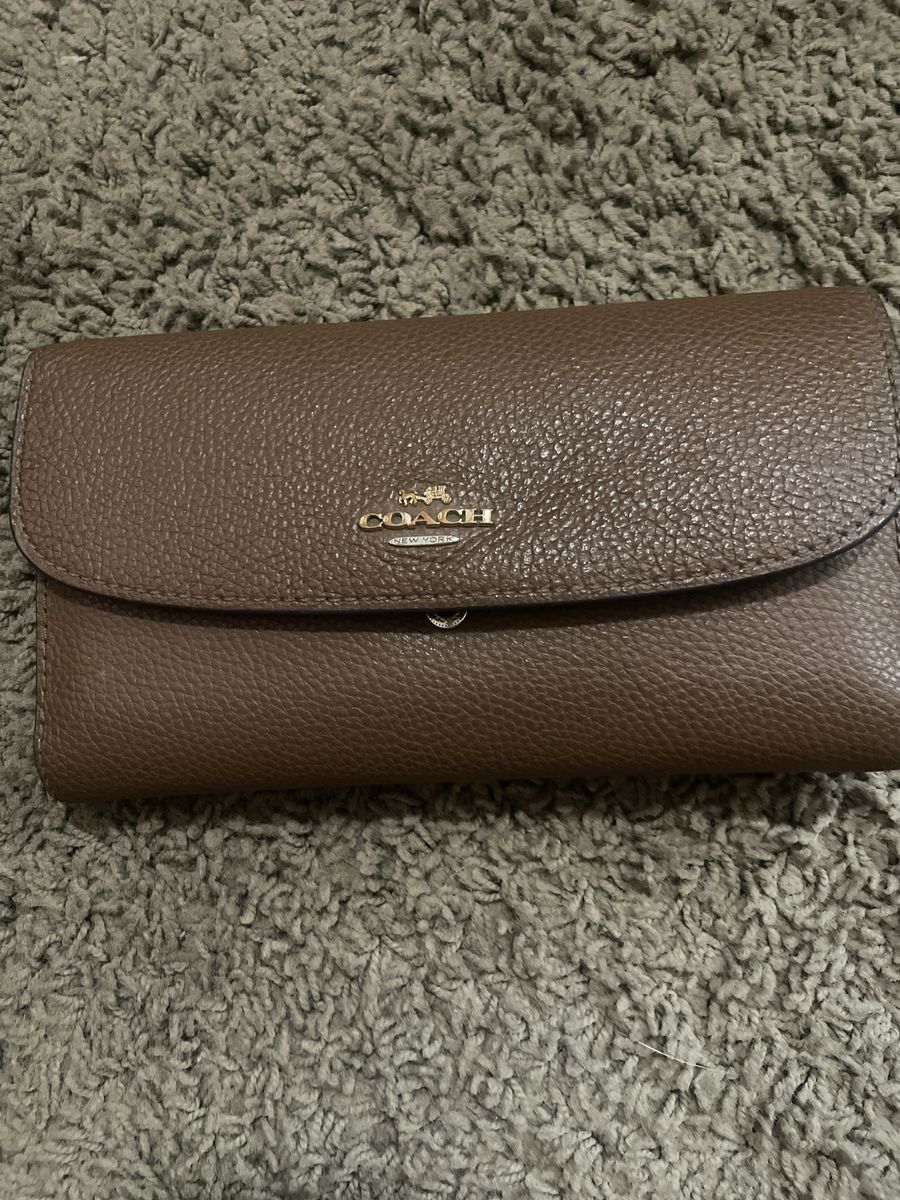 Coach Brown Pebbled Leather Snap Wallet with Gold-Tone Hardware - New York Logo