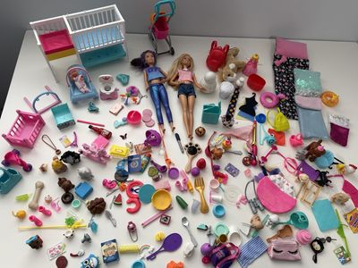 Barbie & accessories lot