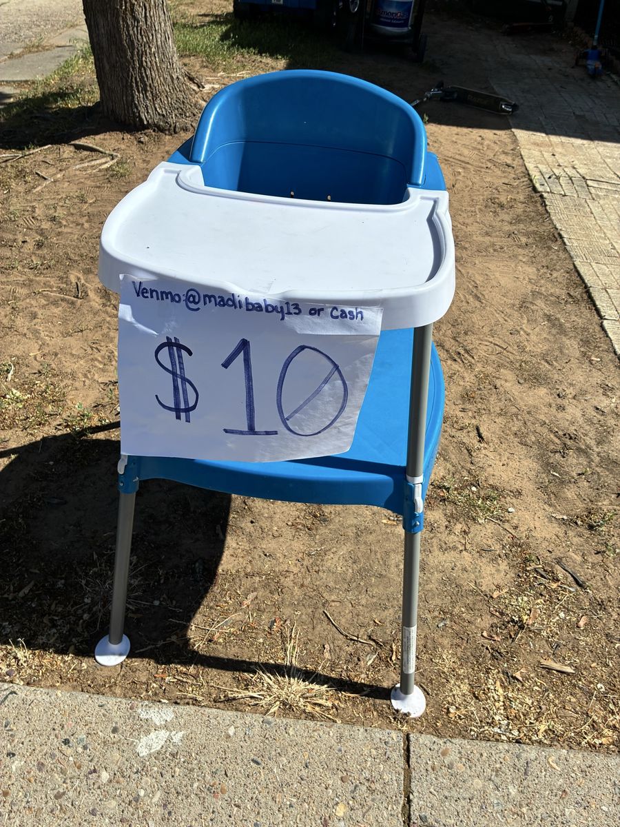 Convertible high chair