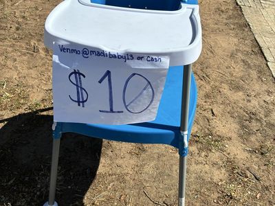 Convertible high chair
