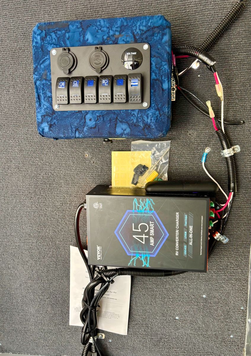 Main image 6