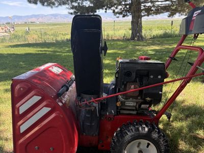 Troy Bilt gas snow blower